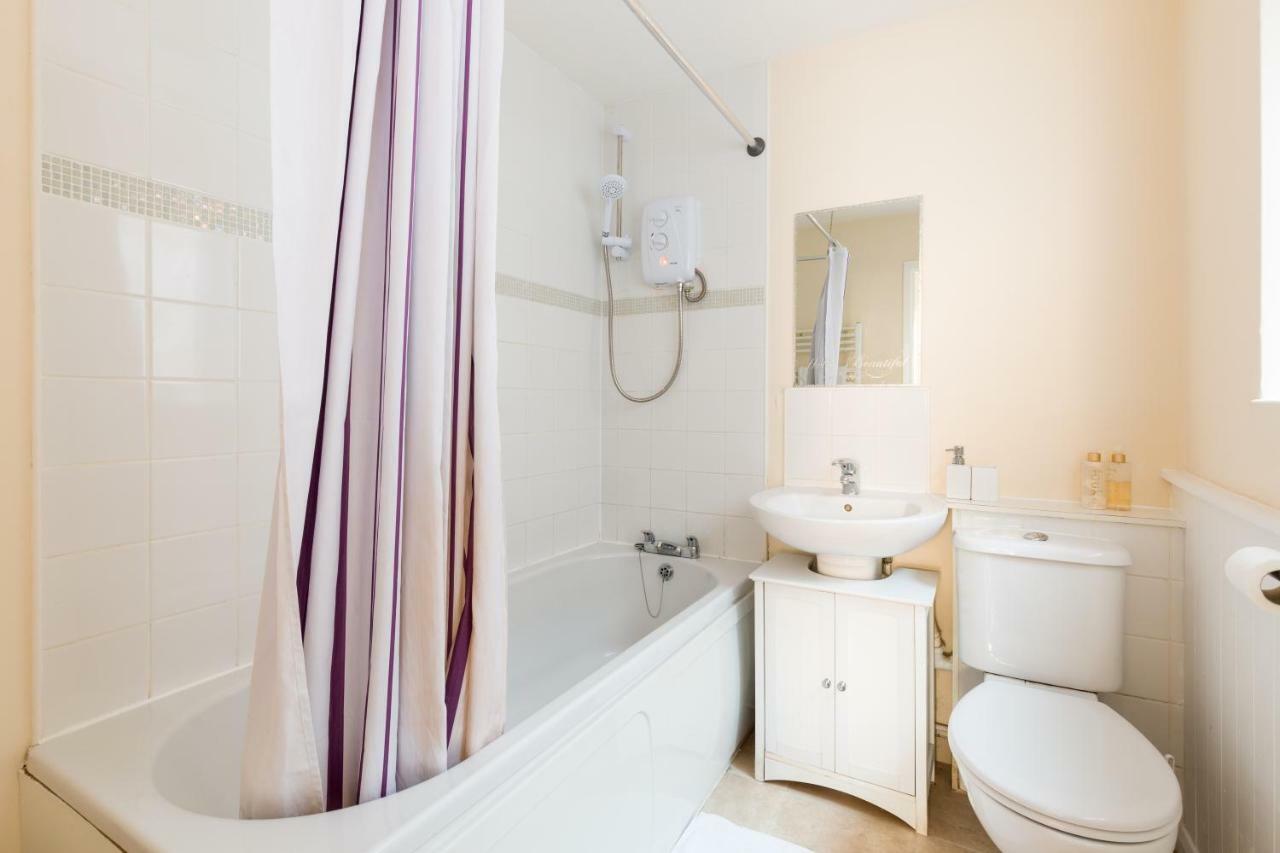 Well Presented 2 Bedroom House - Sleeps Four Leamington Spa Eksteriør bilde