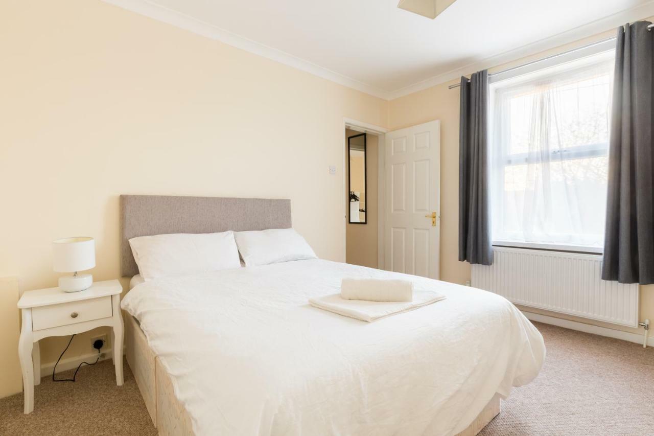 Well Presented 2 Bedroom House - Sleeps Four Leamington Spa Eksteriør bilde